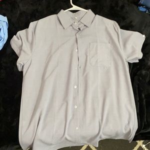 Short sleeve button down